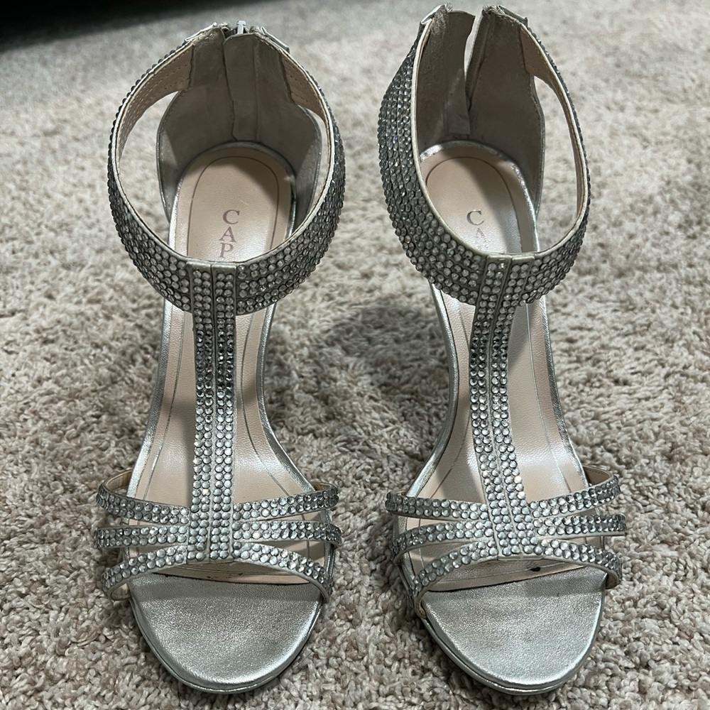 Caparros Silver Heel